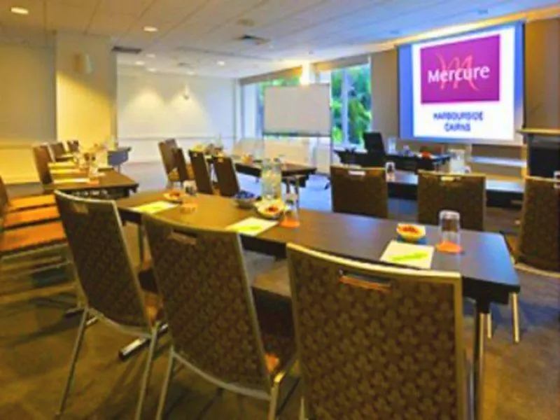 Cairns Harbourside Hotel