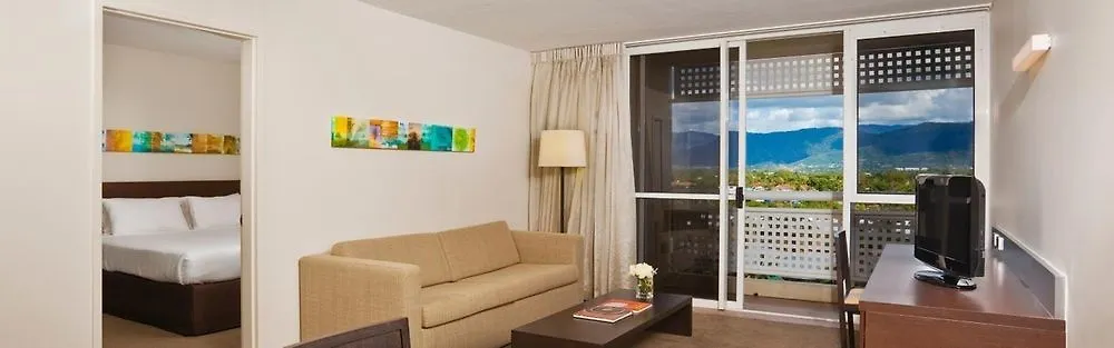 Cairns Harbourside Hotel