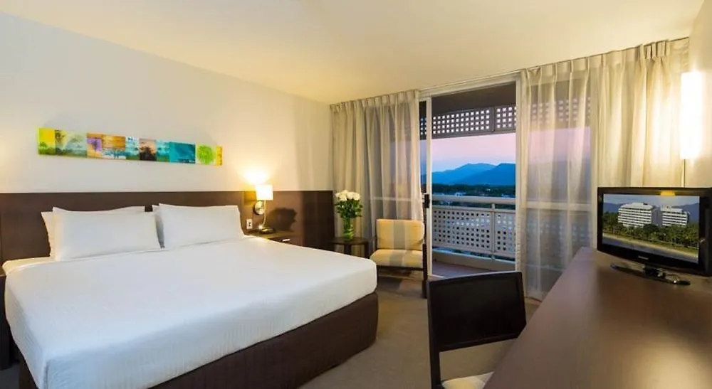 Cairns Harbourside Hotel