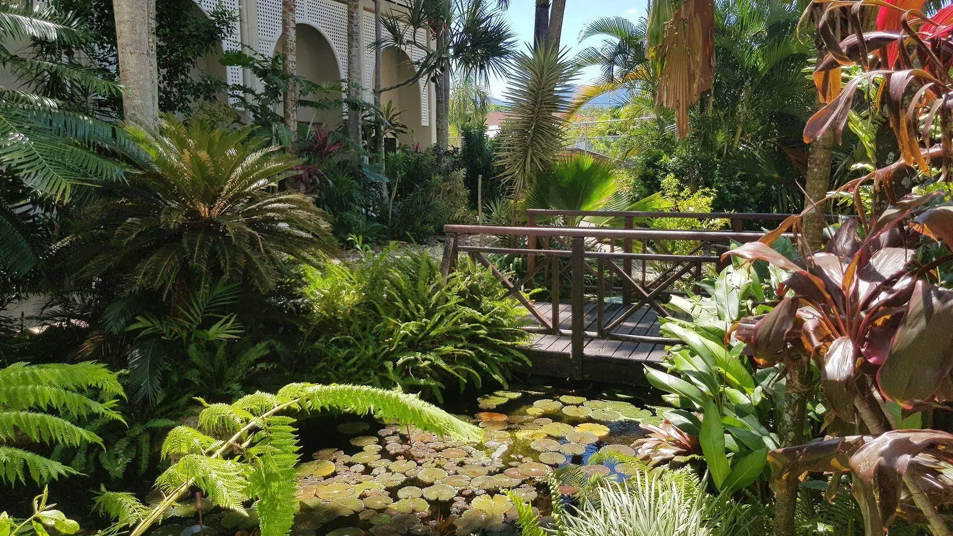 Cairns Harbourside Hotel Austrália